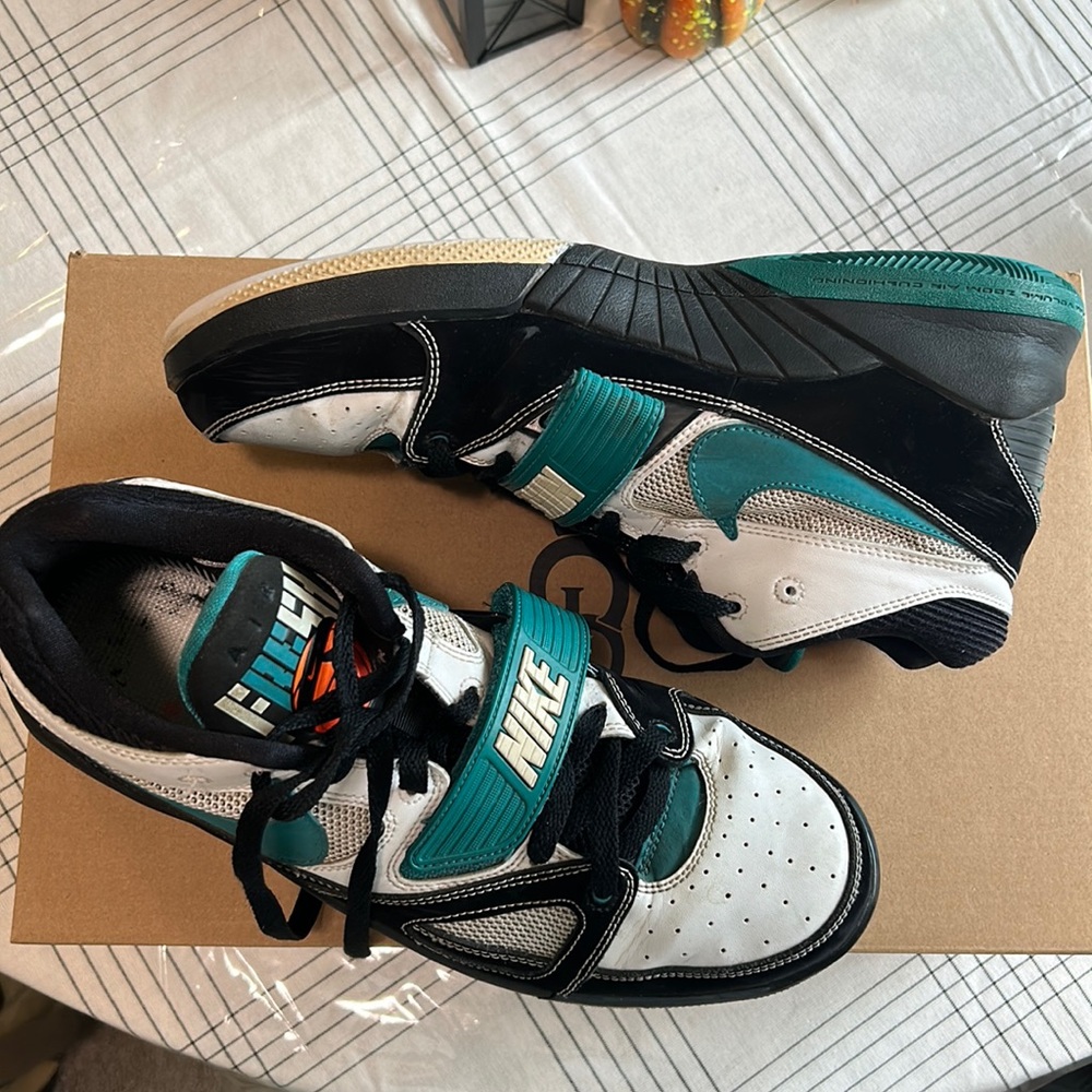 Nike Alphalution